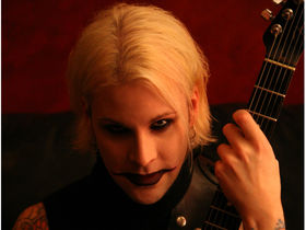 John 5 falls off bike, cancels clinics